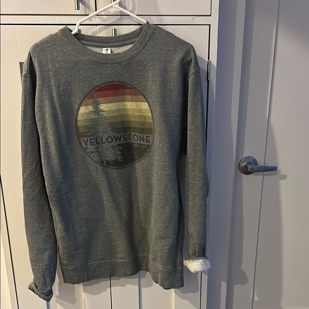 Gray Yellowstone Graphic Men's Sweater